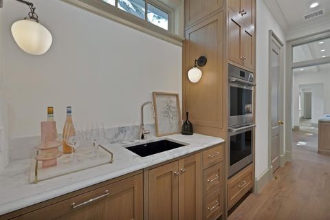 Tiny photo for 3626 University Boulevard, University Park, TX 75205 (MLS # 20956126)