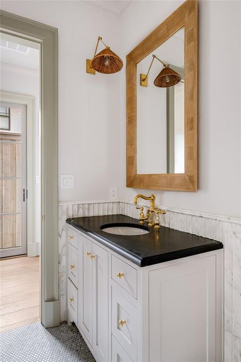 Tiny photo for 3626 University Boulevard, University Park, TX 75205 (MLS # 20956126)