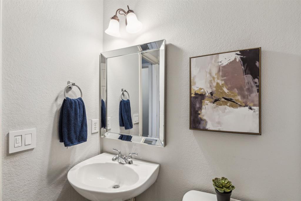 Frisco, Texas 75033, United States, 3 Bedrooms Bedrooms, ,3 BathroomsBathrooms,Residential,Pending,140403