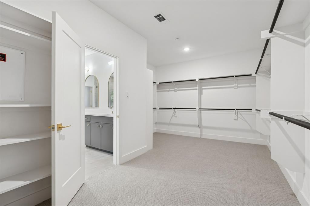 Lewisville Water's Edge II Condominium - Residential