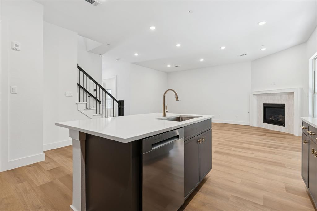 Lewisville Water's Edge II Condominium - Residential