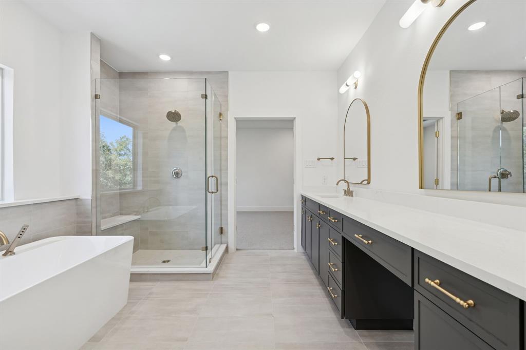 Lewisville Water's Edge II Condominium - Residential