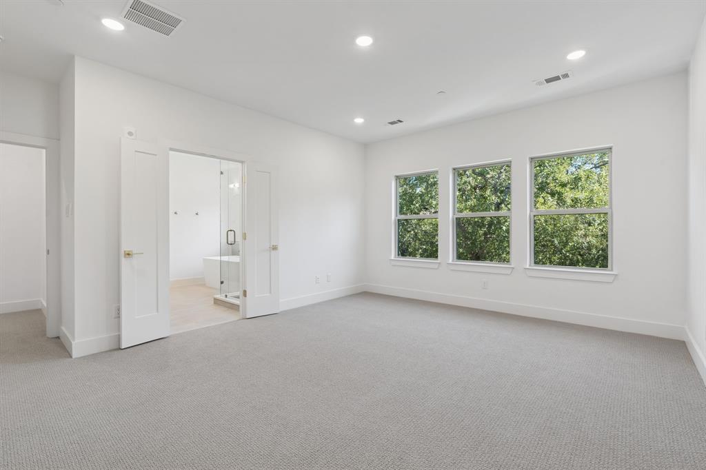 Lewisville Water's Edge II Condominium - Residential