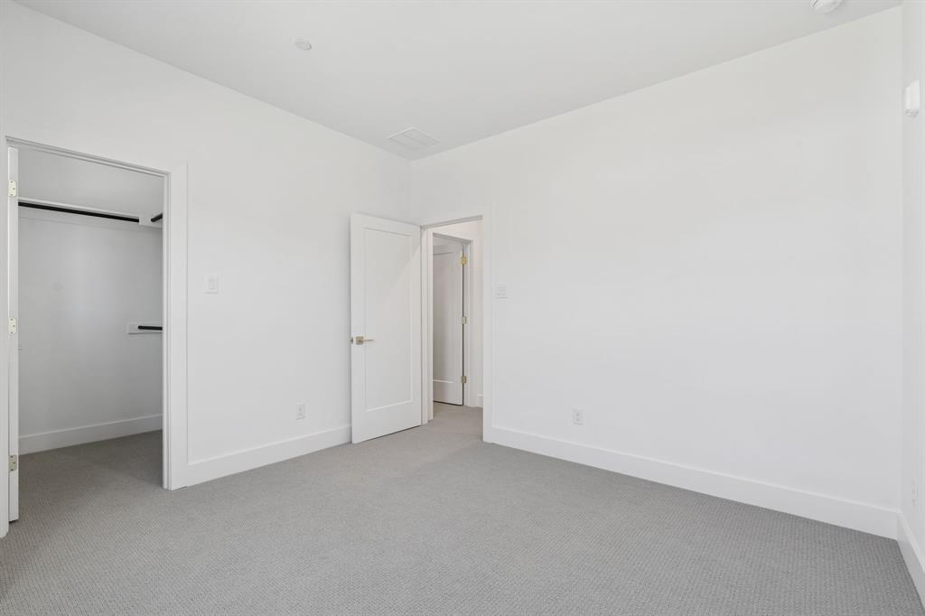 Lewisville Water's Edge II Condominium - Residential