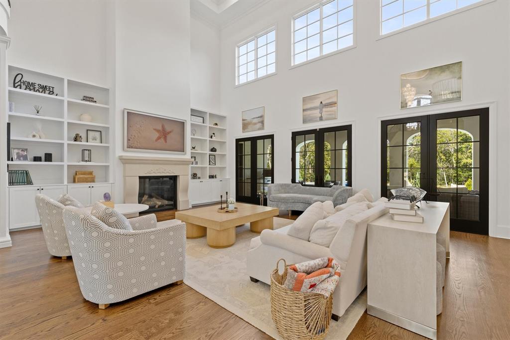 1029 Shady Oaks Drive