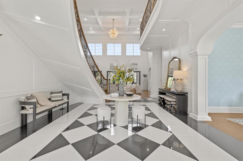 1029 Shady Oaks Drive