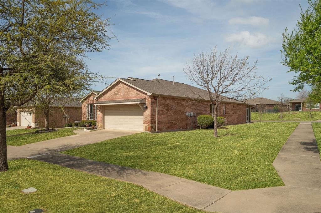 Frisco Lakes By Del Webb Villa - Residential