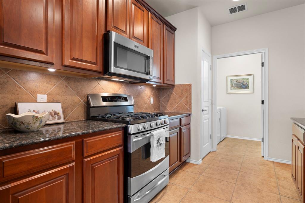 Frisco Lakes By Del Webb Villa - Residential