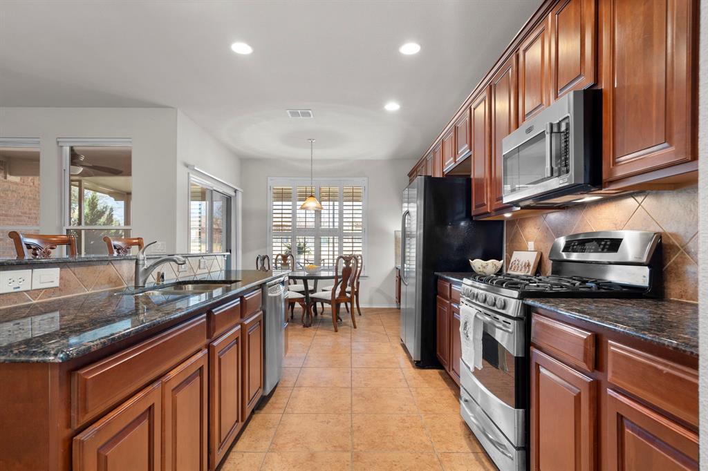 Frisco Lakes By Del Webb Villa - Residential