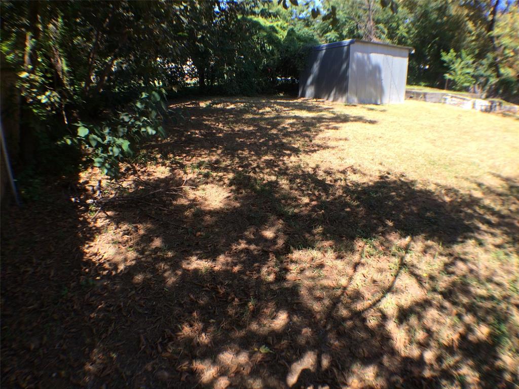 Burkitts G W Sub - Residential Lease