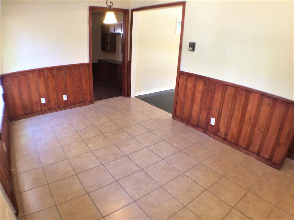 Burkitts G W Sub - Residential Lease