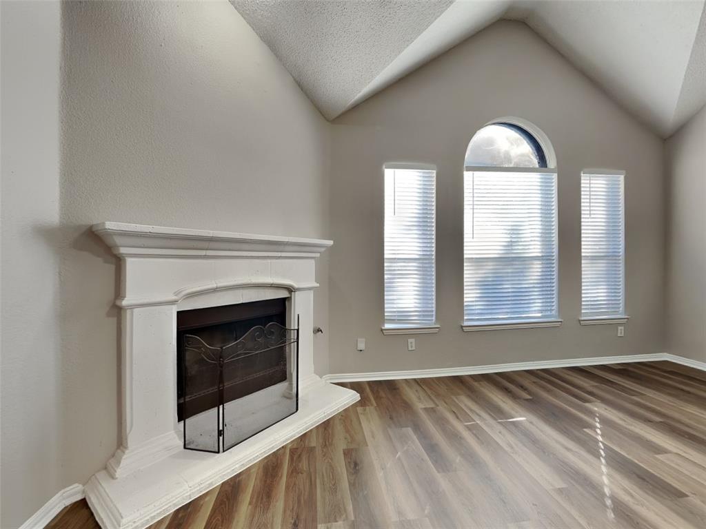 1114 Huntington Trail