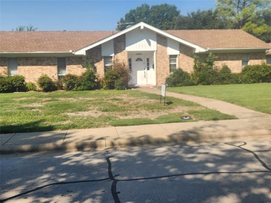 Great House in Farmers Branch.  Neighborhood is awesome.  This is the house you have been waiting for.  Get your offer in quick on this one.

All measurements are considered accurate, but buyer to verify all measurements.

For the title company, please use Shelly Lancaster with Allegiance Title located at 3838 Oak Lawn, Suite 800
Dallas, TX 75219