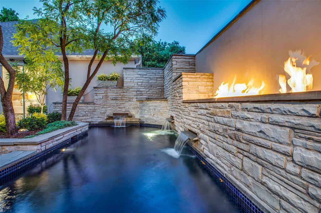 Caruth Hills 01 - Residential