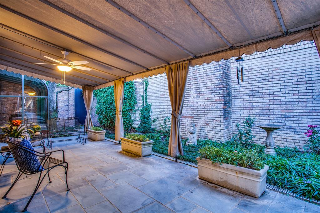 Caruth Hills 01 - Residential