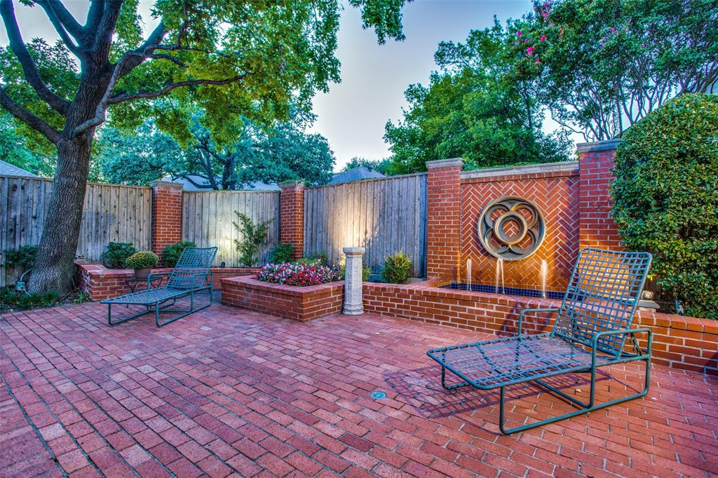 Caruth Hills 01 - Residential