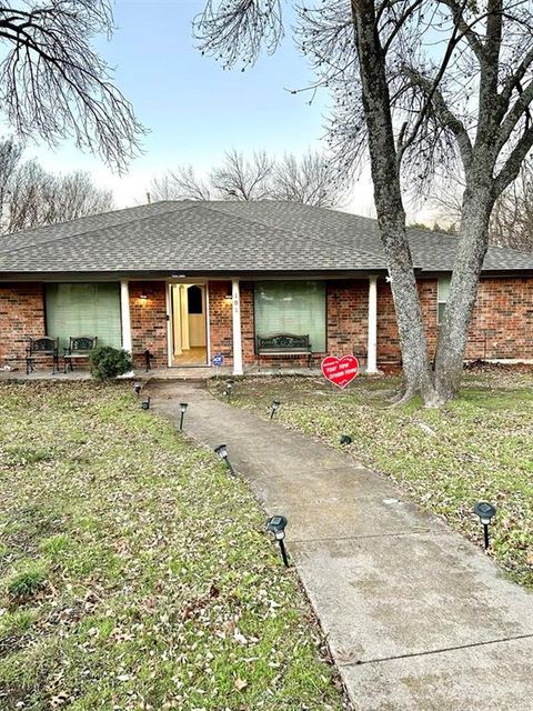 A home in DeSoto