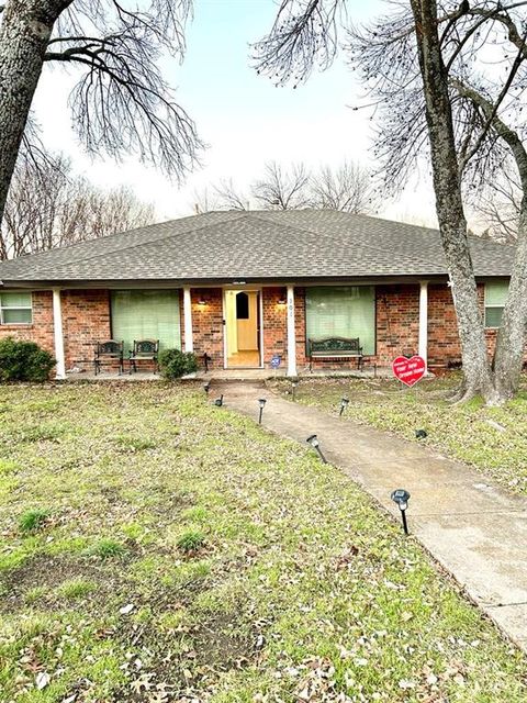 A home in DeSoto