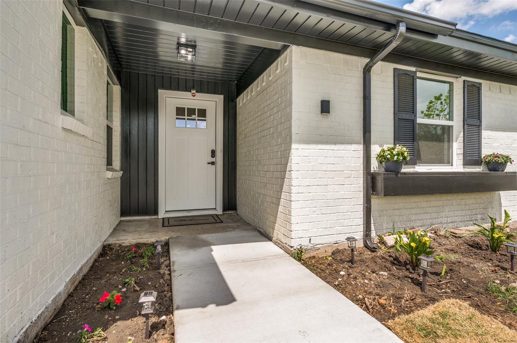 1409 Southmoor Drive