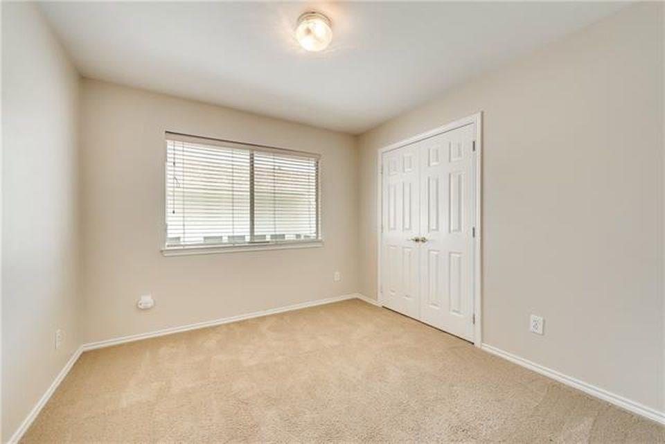 Les Lacs I - Residential Lease