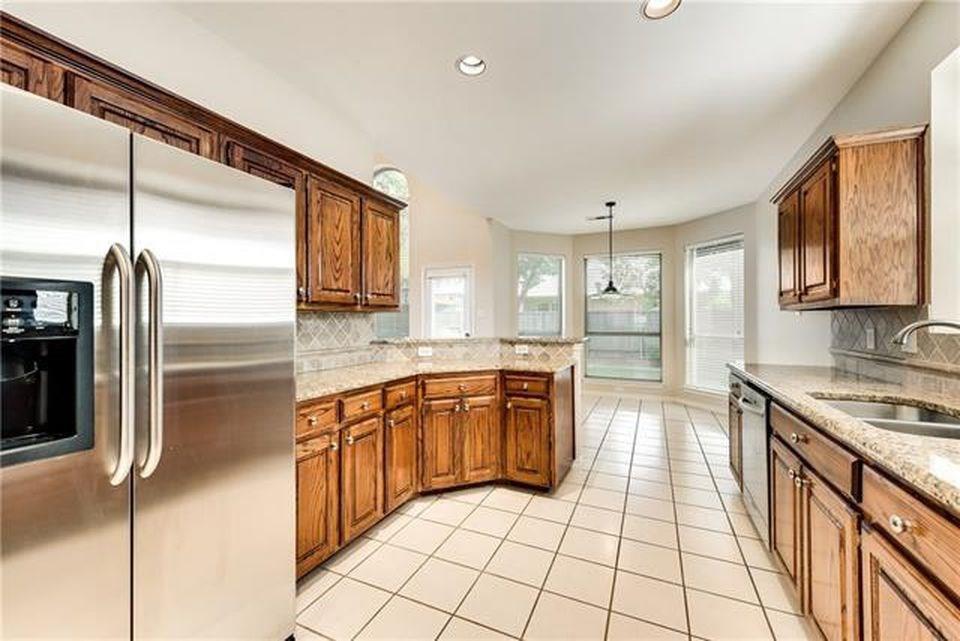 Les Lacs I - Residential Lease