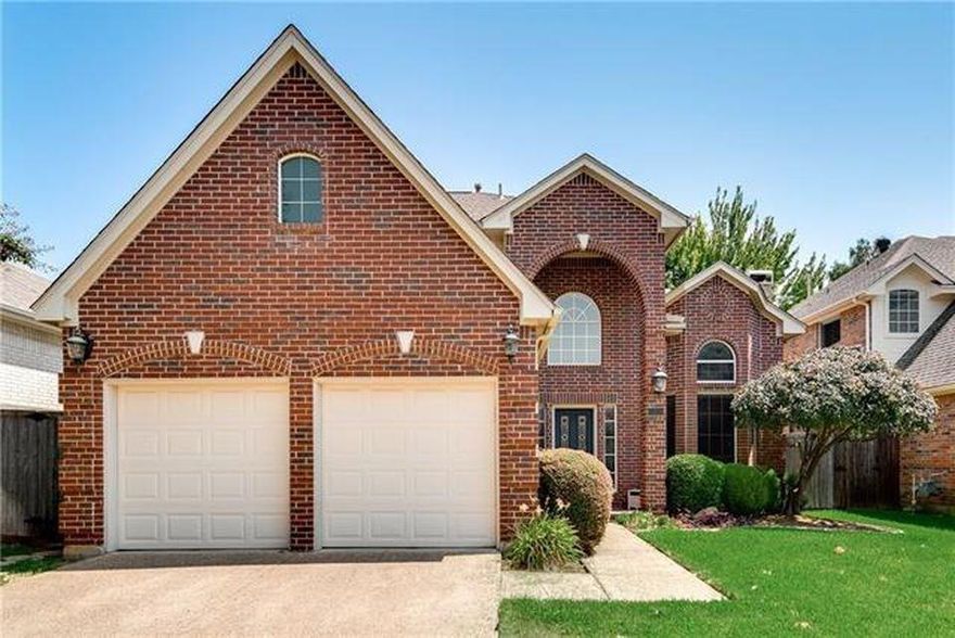 Two Story Ceilings greet you at the Entry & continue into the Family Room. Extensive Hardwoods lead you into the Study OR Formal Dining Room with Transitional French Doors.  Hardwoods continue to the Family with double stacked wall of Windows, Two Story Ceilings, Built-in Display Shelving, Cozy fireplace & Wet Bar.  Open Kitchen Oak Cabinets, Granite Counter Tops, Gas Cooktop & Breakfast Bar.  Eat in area overlooks backyard and has the same tile as kitchen.  Private First Floor Master, His & Her vanities, Walk-In Closet, Garden Tub & separate Shower.  Stairs go UP to 2 Bedrooms, 1 Bath, Oversized Open Game Room, Plus a Bonus Room. Fenced Yard, 2 Car Garage with Storage Racks and garage fridge. Kitchen Fridge, Washer & Dryer included. Call for information on pet restrictions. No pets prefered. Landlord will consider 1 pet 20lbs or less.