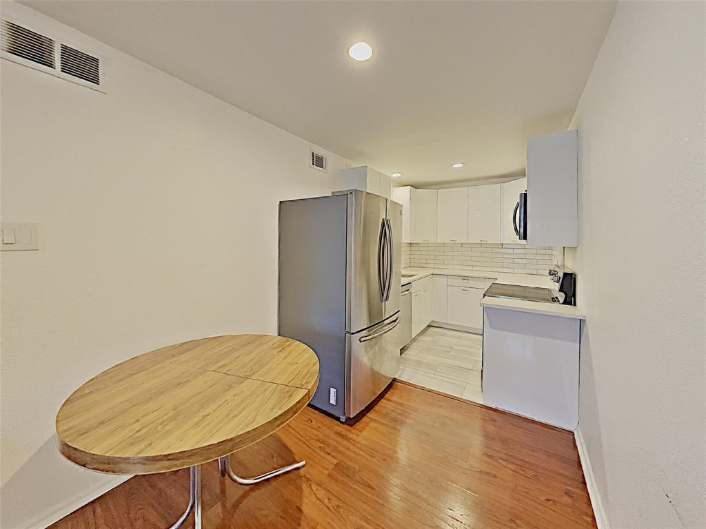 Hillcrest Hollows Condos - Residential Lease