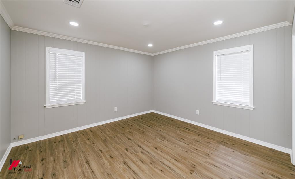 Lizzie Bunch - Residential