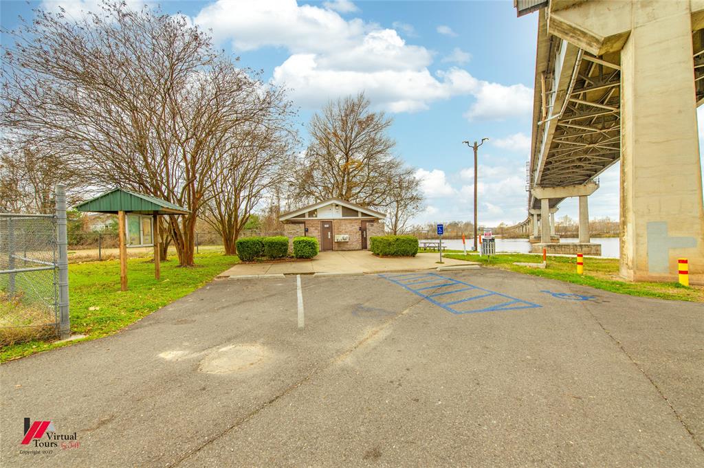 Lizzie Bunch - Residential