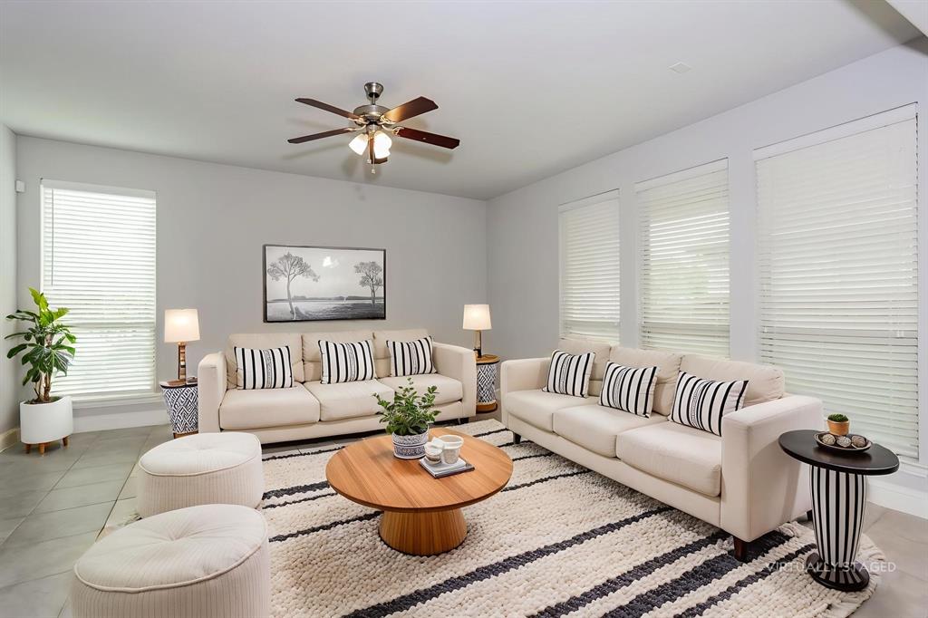 Castle Hills Realm West Add - Residential Lease