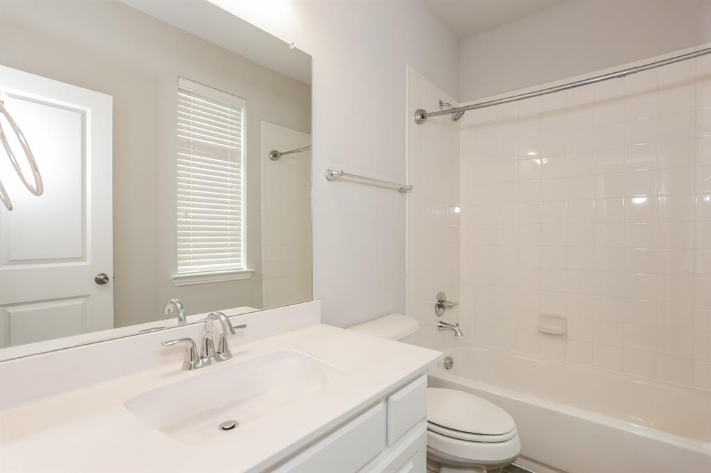 Castle Hills Realm West Add - Residential Lease