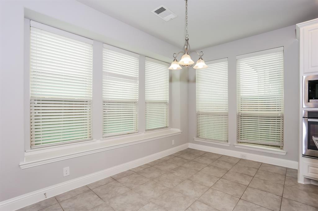 Castle Hills Realm West Add - Residential Lease