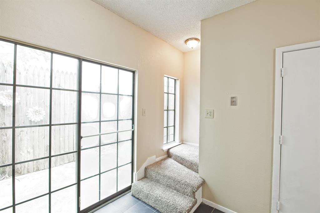 Dallas, Texas 75235, United States, 2 Bedrooms Bedrooms, ,2 BathroomsBathrooms,Residential,Active,231806