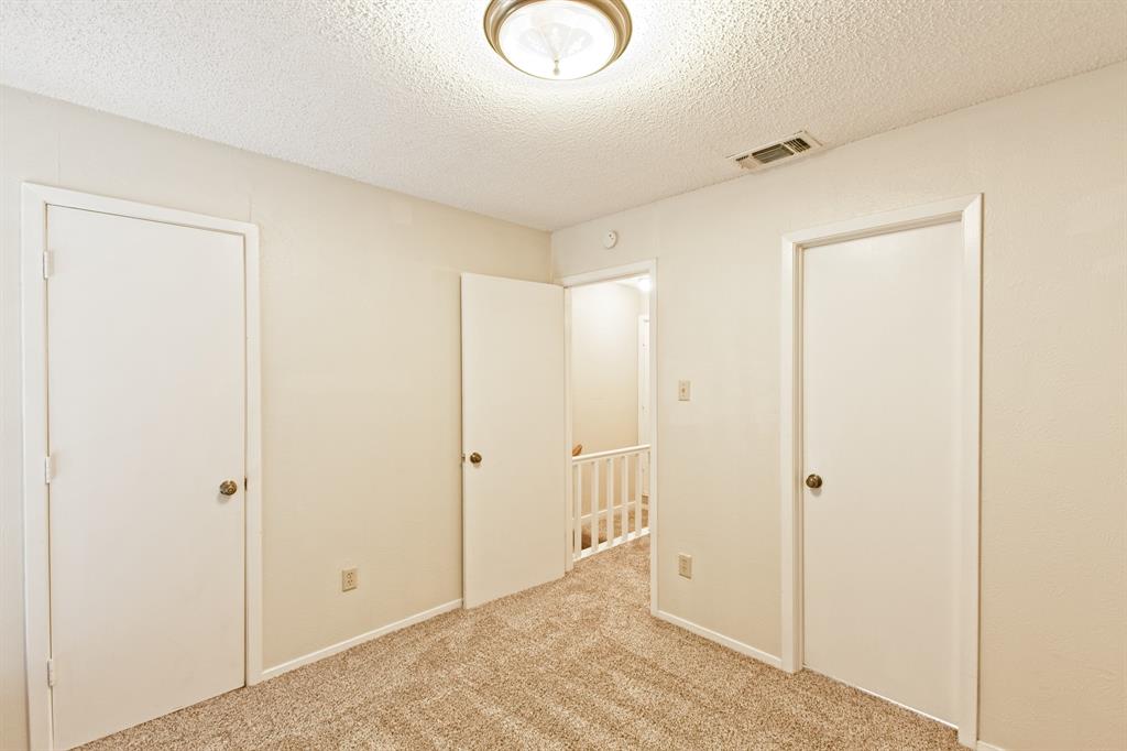 Dallas, Texas 75235, United States, 2 Bedrooms Bedrooms, ,2 BathroomsBathrooms,Residential,Active,231806