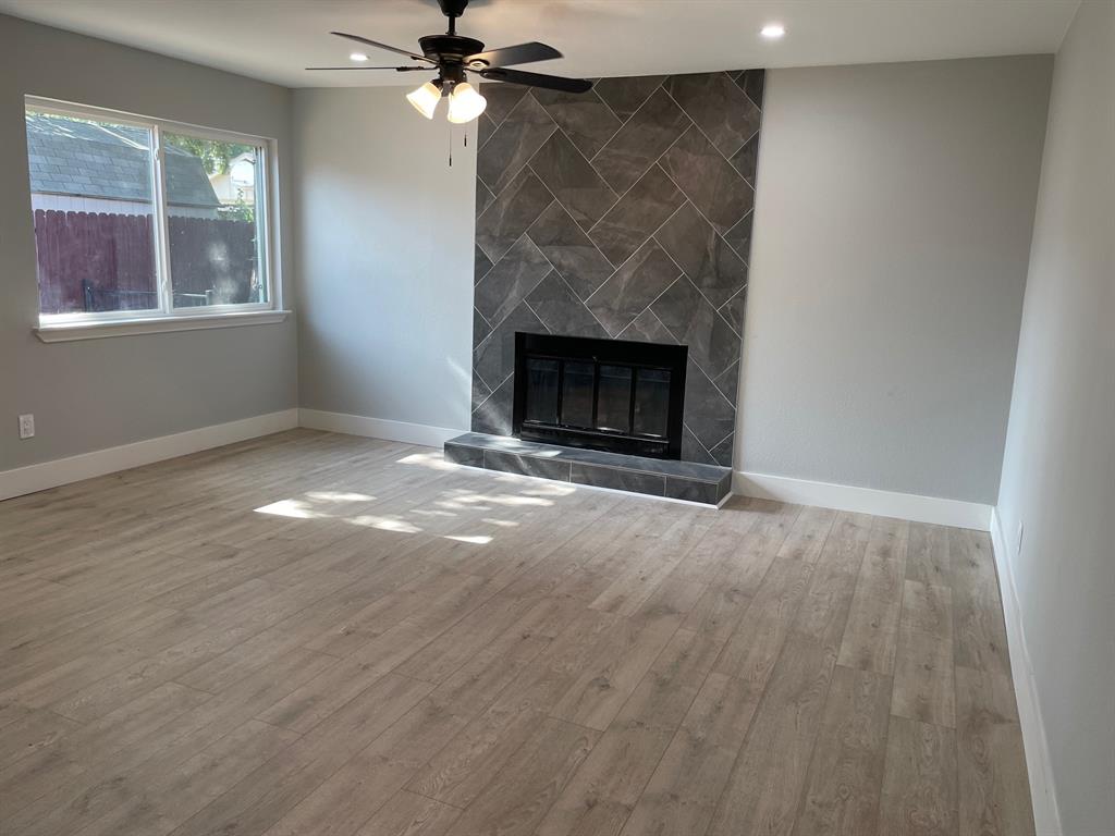 1255 Valencia Lane