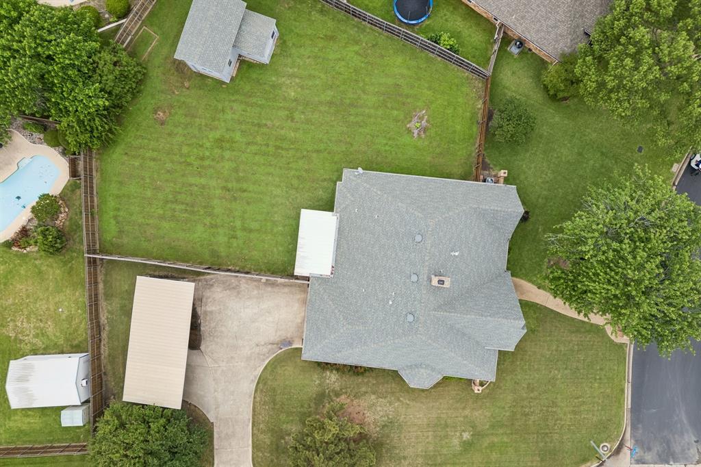 5205 Dixie Circle