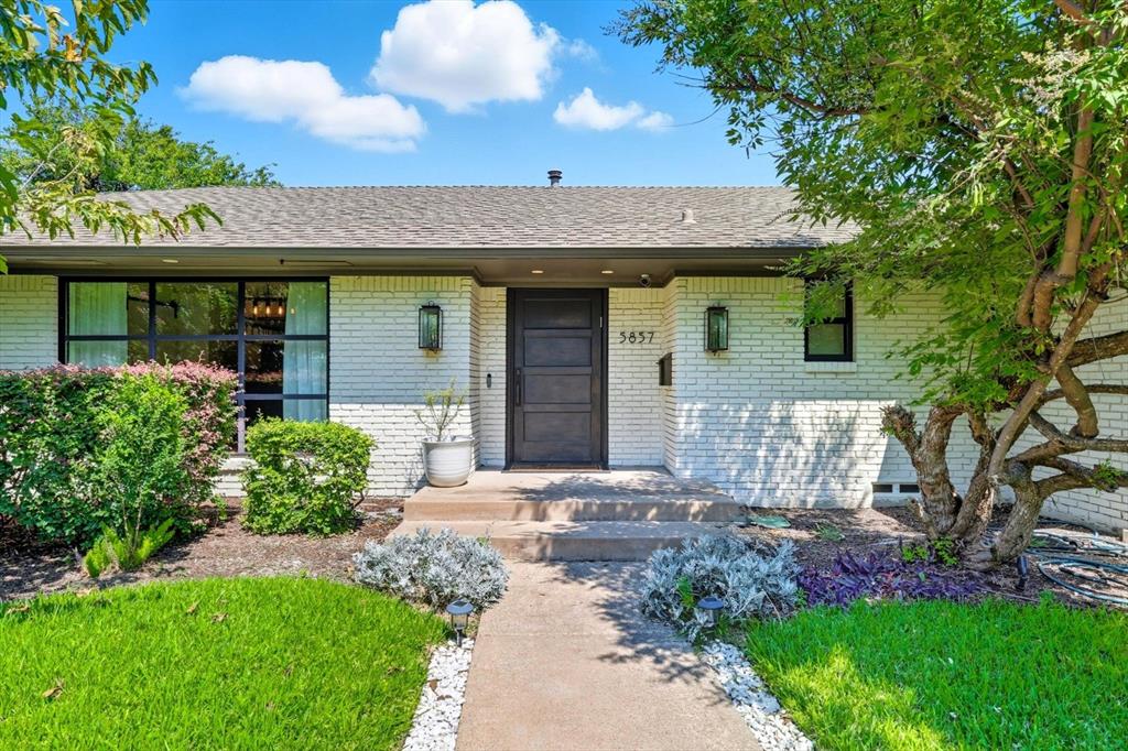 5857 Charlestown Drive