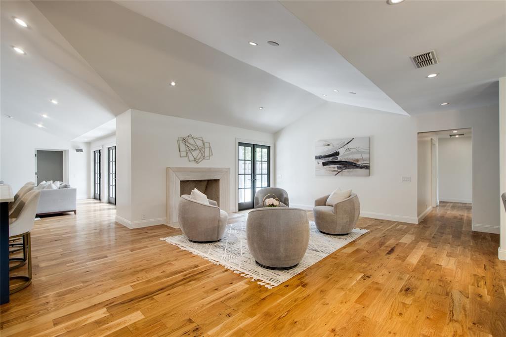 5857 Charlestown Drive