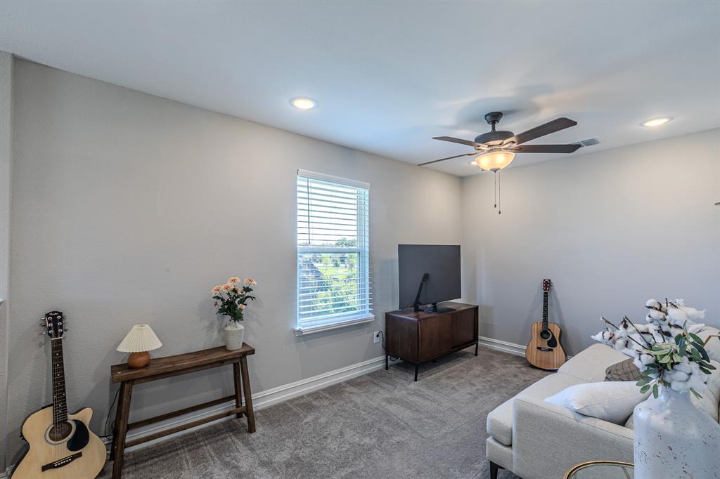 Hidden Oaks - Residential