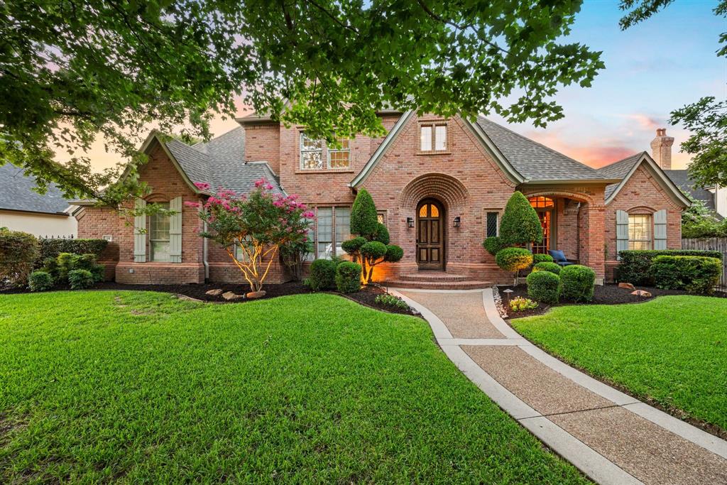 308 Oldenwood Court