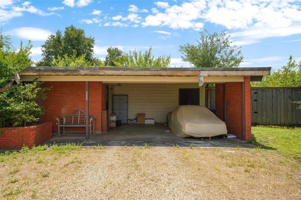 3658 Walnut Hill Lane