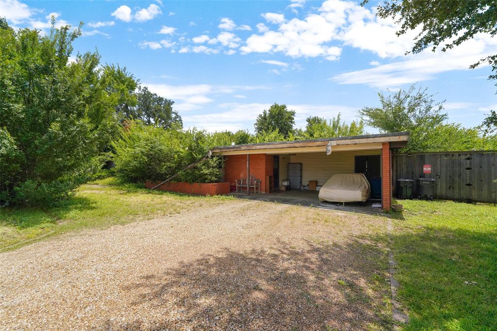 3658 Walnut Hill Lane