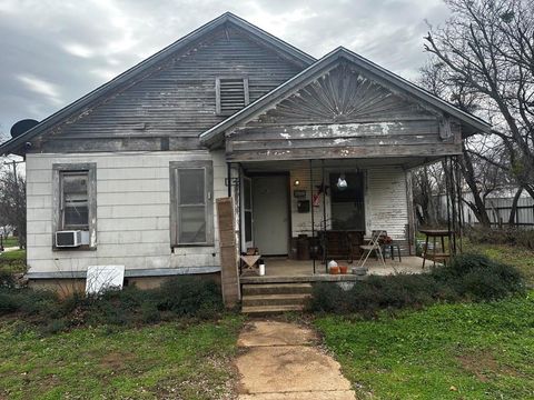 A home in Eastland