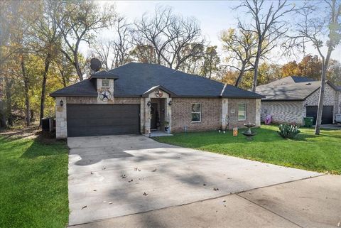 A home in Seagoville