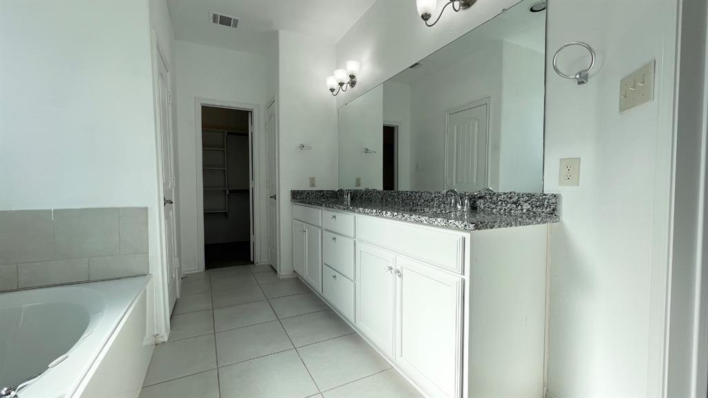 VALOR POINTE - THE RESERVE AT WESTRIDGE PHASE 16 - Residential Lease