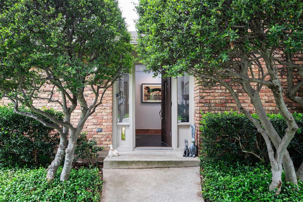 10107 Cromwell Drive