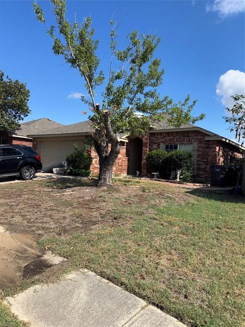 4712 Barnhill Lane Fort Worth TX 76135