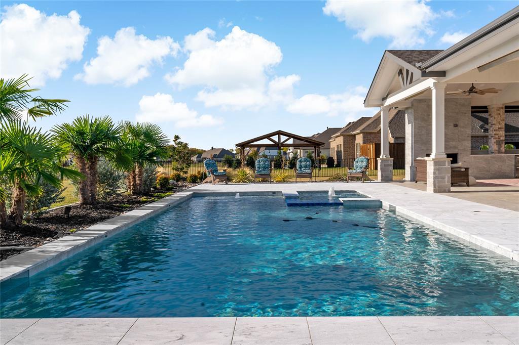 1010 Sugar Bars Drive