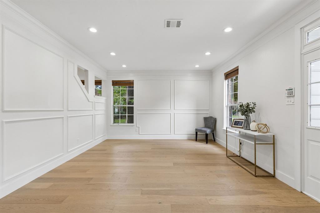 2902 Stonepointe