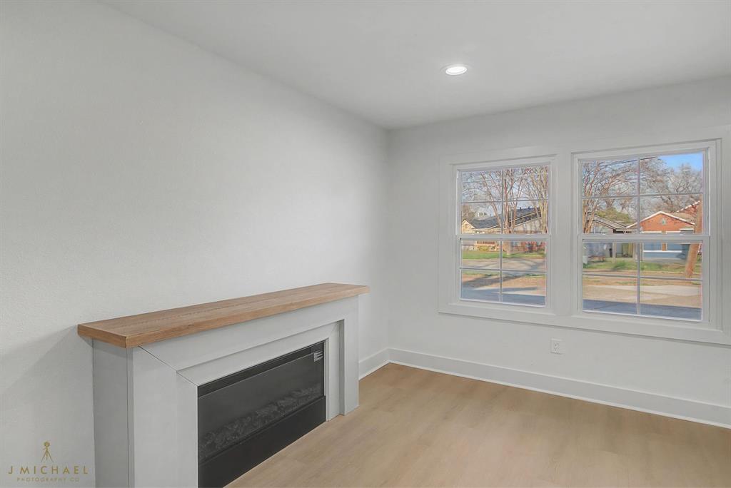Shady Grove - Residential